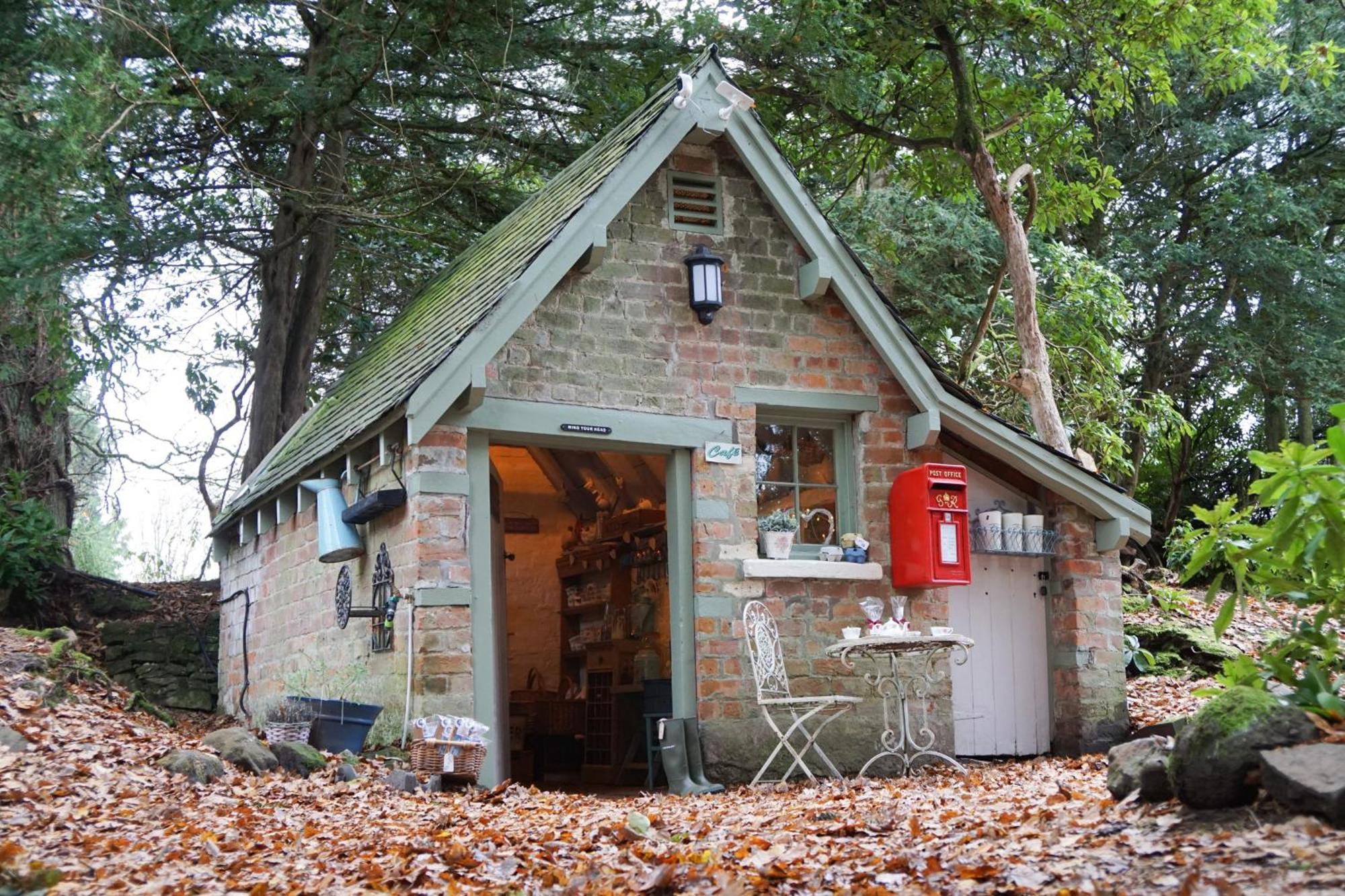 Luxury Woodland Lodge Retreat At Culdees Castle Crieff Eksteriør billede